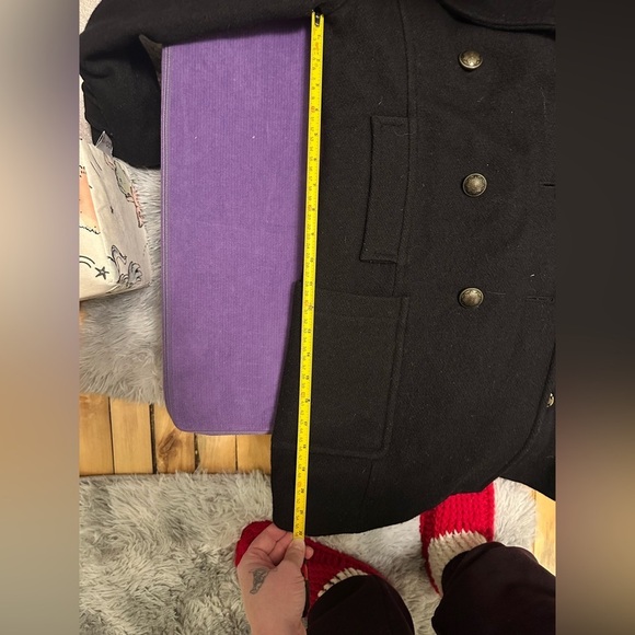 Aritzia Community Wool Coat with detachable faux fur - Picture 6 of 6